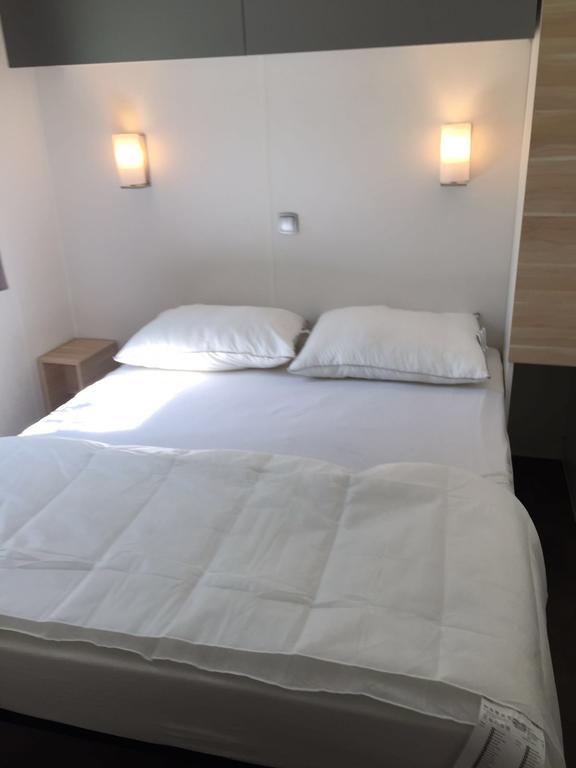 Chaletrent - Stacaravans Saint-Aygulf Hotel Fréjus Buitenkant foto